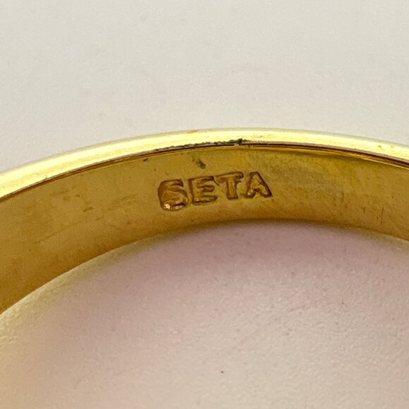 Gold Plated Red & White Gemstone Prong Set Fashion Statement Ring Size 7 - Picture 7 of 11